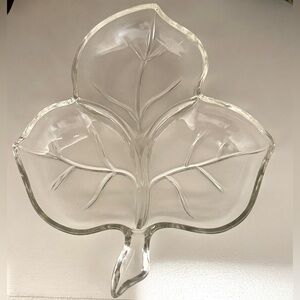 VINTAGE Hazel-Atlas Clear Glass Ivy Leaf 3 Part Divided Nut Candy Relish Dish